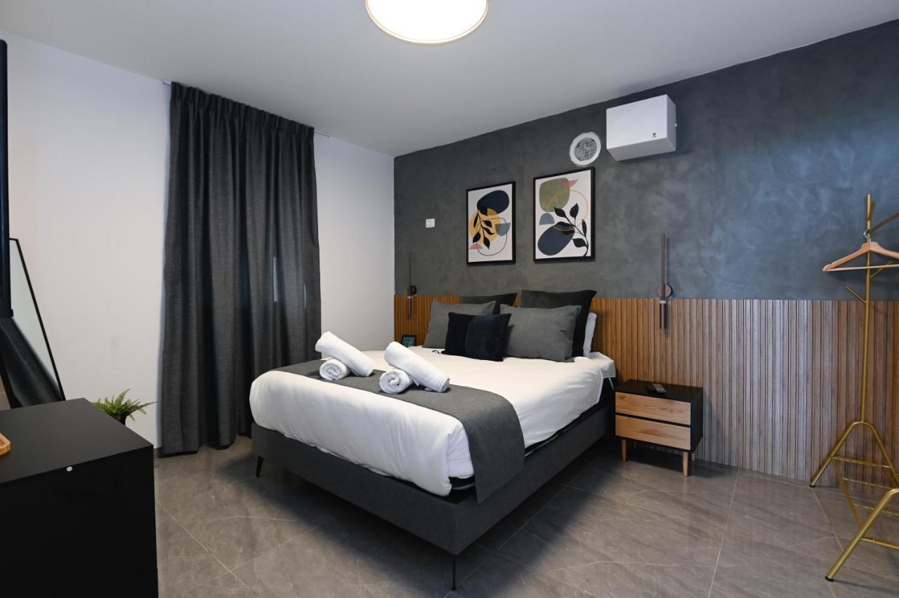 Yalarent C Kinneret Hotel Apartments Мигдаль Экстерьер фото