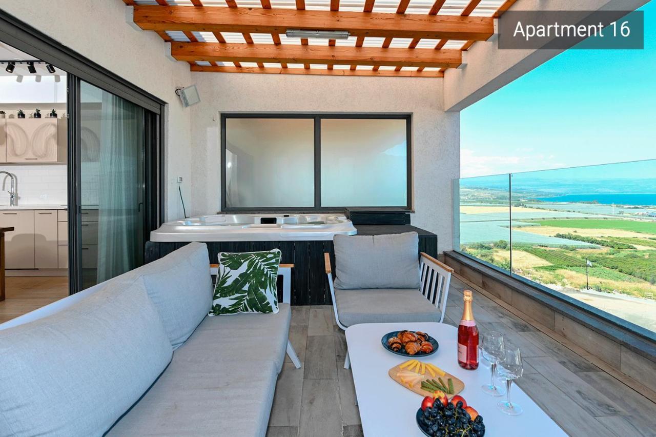 Yalarent C Kinneret Hotel Apartments Мигдаль Экстерьер фото